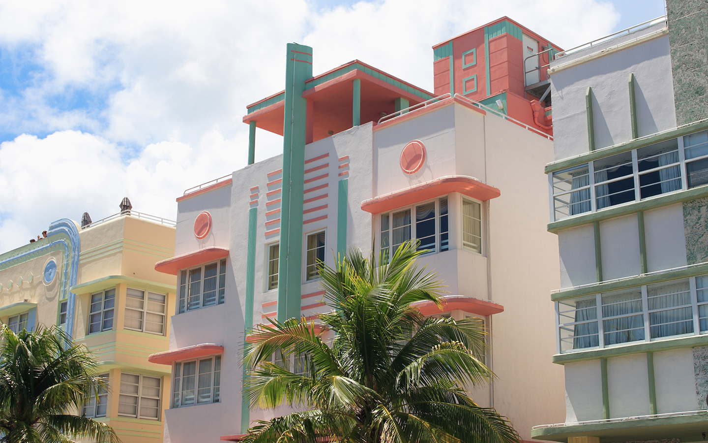 Art Deco buildings on Ocean Drive